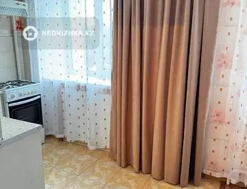 1-комнатная квартира, этаж 3 из 9, 44 м²