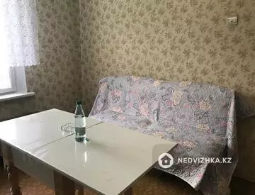 2-комнатная квартира, этаж 3 из 5, 52 м², на длительный срок