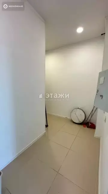 Офисное помещение, этаж 2 из 12, 71 м²