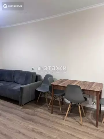 2-комнатная квартира, этаж 4 из 5, 42 м²
