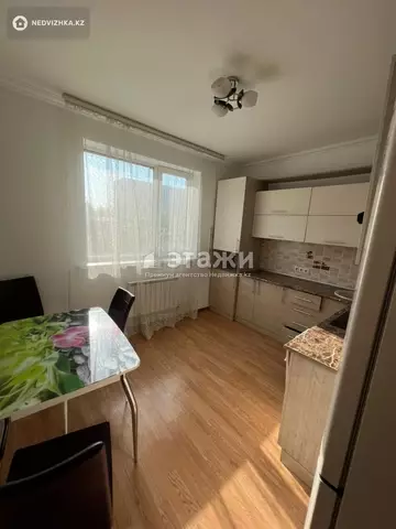 2-комнатная квартира, этаж 3 из 14, 55 м²