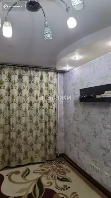 1-комнатная квартира, этаж 3 из 4, 33 м²
