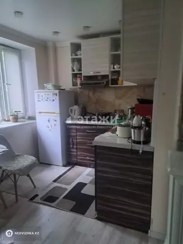 2-комнатная квартира, этаж 3 из 4, 40 м²