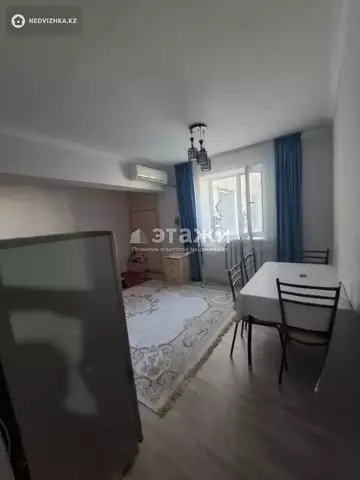 2-комнатная квартира, этаж 3 из 5, 45 м²