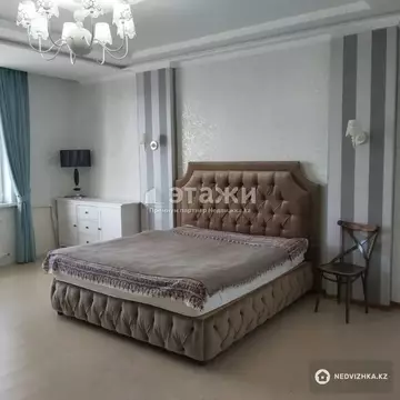 3-комнатная квартира, этаж 14 из 20, 145 м²