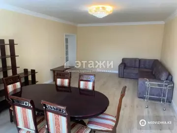 3-комнатная квартира, этаж 4 из 9, 112 м²
