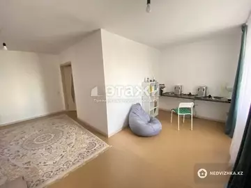 2-комнатная квартира, этаж 4 из 9, 68 м²