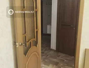 4-комнатная квартира, этаж 3 из 4, 74 м², на длительный срок