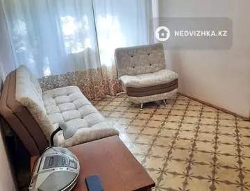 3-комнатная квартира, этаж 2 из 4, 54 м²