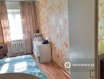 3-комнатная квартира, этаж 2 из 4, 54 м²
