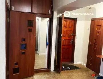 3-комнатная квартира, этаж 1 из 5, 62 м²