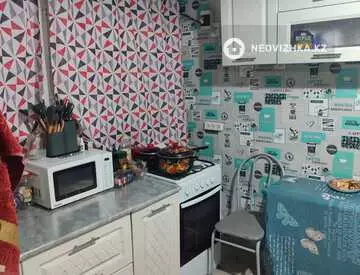 3-комнатный дом, 10 соток, 64 м², по часам