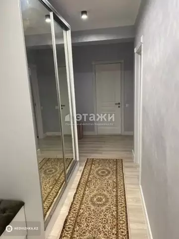 2-комнатная квартира, этаж 3 из 10, 60 м²