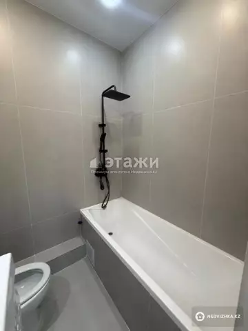 1-комнатная квартира, этаж 4 из 10, 39 м²