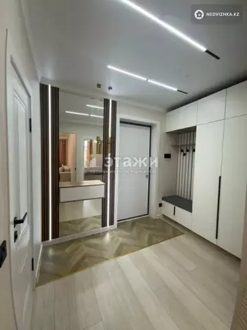1-комнатная квартира, этаж 4 из 10, 39 м²