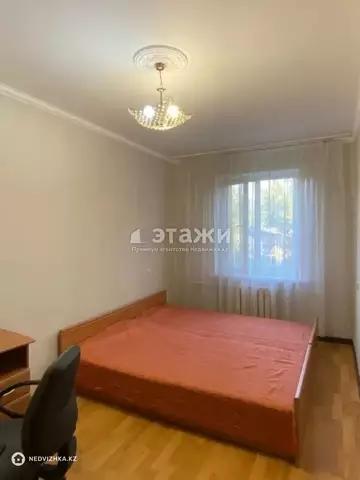 2-комнатная квартира, этаж 4 из 5, 43 м²