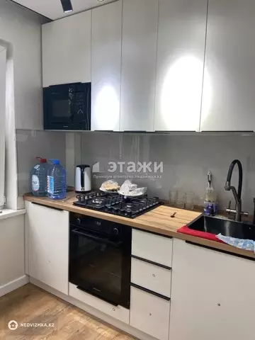 3-комнатная квартира, этаж 2 из 5, 60 м²
