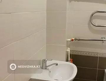 2-комнатная квартира, этаж 3 из 5, 54 м²