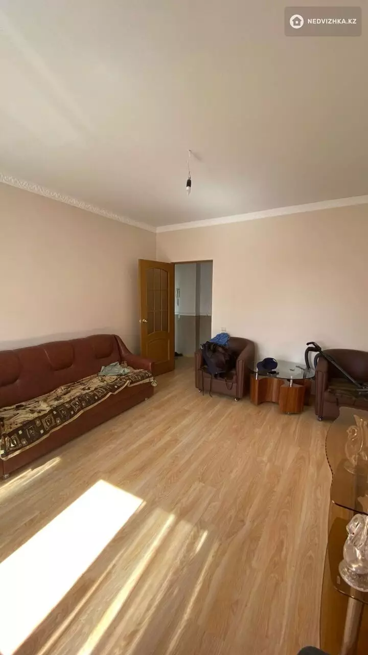 54.4 м², 2-комнатная квартира, этаж 3 из 5, 54 м², изображение - 1