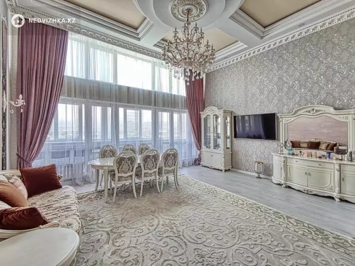 220 м², 4-комнатная квартира, этаж 9 из 10, 220 м², изображение - 1