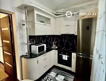 2-комнатная квартира, этаж 1 из 2, 44 м²