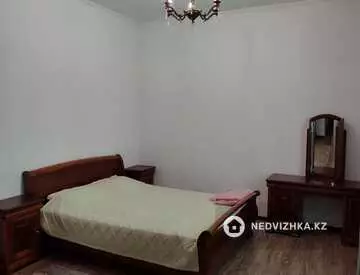 2-комнатная квартира, этаж 7 из 17, 120 м², на длительный срок
