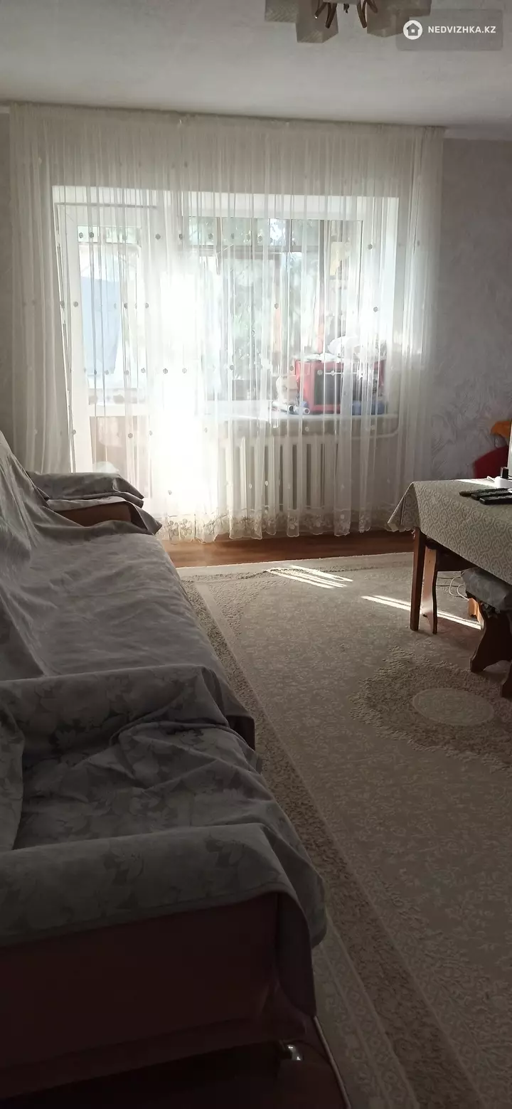 53 м², 3-комнатная квартира, этаж 2 из 5, 53 м², изображение - 1