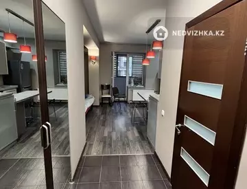 2-комнатная квартира, этаж 8 из 15, 50 м², на длительный срок