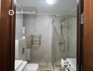 2-комнатная квартира, этаж 8 из 15, 50 м², на длительный срок