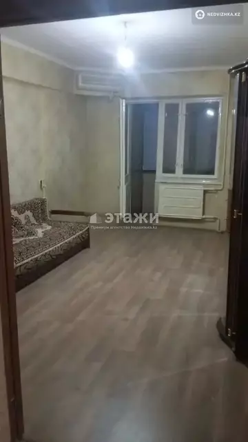 2-комнатная квартира, этаж 4 из 5, 51 м²