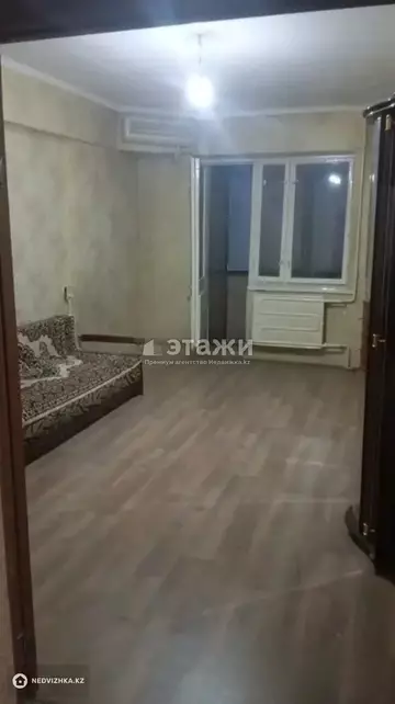 2-комнатная квартира, этаж 4 из 5, 51 м²