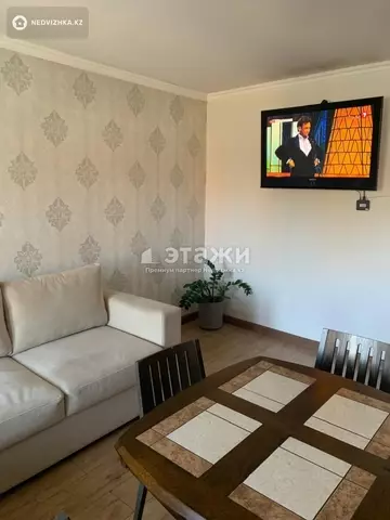 3-комнатная квартира, этаж 4 из 6, 61 м²