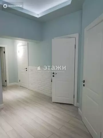 3-комнатная квартира, этаж 5 из 8, 92 м²