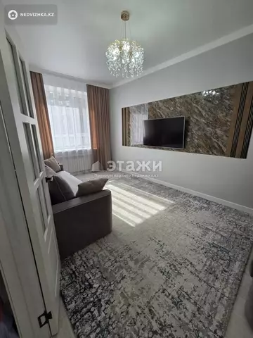 2-комнатная квартира, этаж 3 из 9, 66 м²