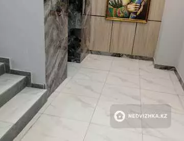 2-комнатная квартира, этаж 4 из 9, 72 м²
