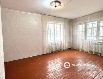 1-комнатная квартира, этаж 2 из 4, 30 м²