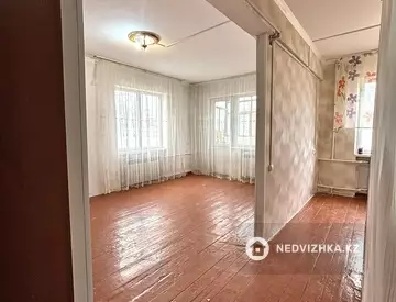1-комнатная квартира, этаж 2 из 4, 30 м²
