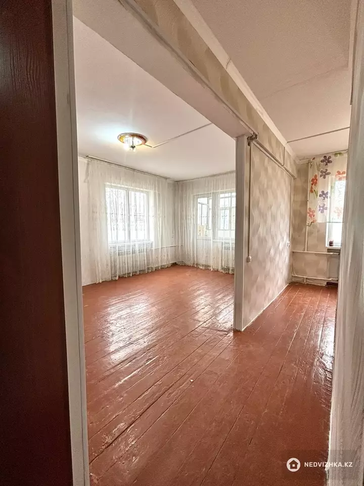 30 м², 1-комнатная квартира, этаж 2 из 4, 30 м², изображение - 1