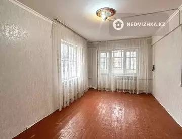 1-комнатная квартира, этаж 2 из 4, 30 м²