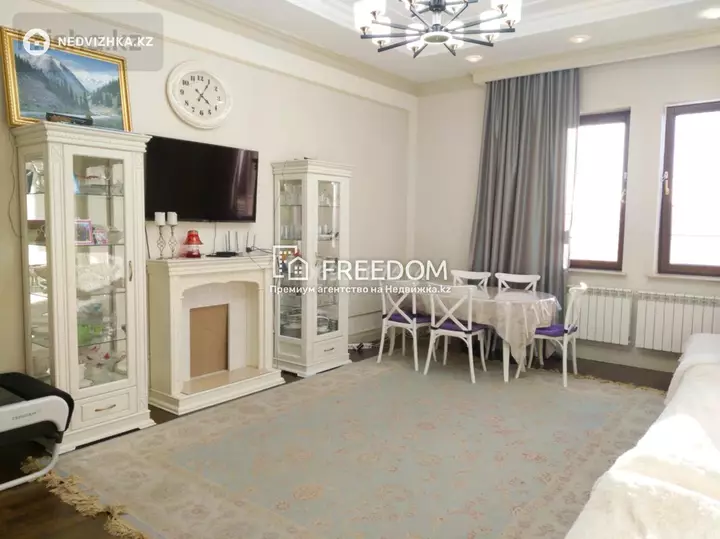 140 м², 4-комнатная квартира, этаж 3 из 8, 140 м², изображение - 1