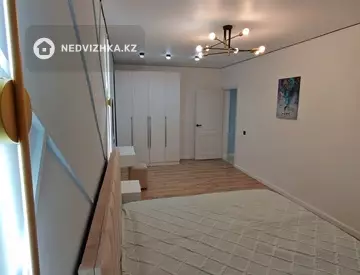 2-комнатная квартира, этаж 9 из 9, 56 м²