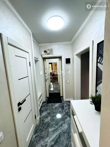 1-комнатная квартира, этаж 3 из 5, 33 м²