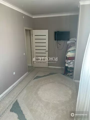 1-комнатная квартира, этаж 14 из 17, 40 м²
