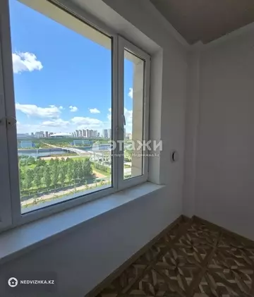 4-комнатная квартира, этаж 8 из 16, 127 м², на длительный срок