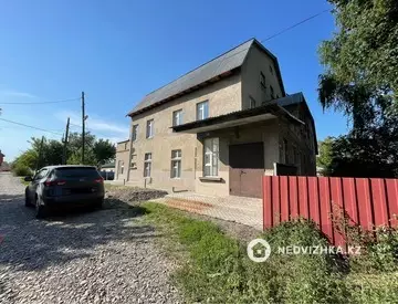 320 м², 10-комнатный дом, 6 соток, 320 м², изображение - 13
