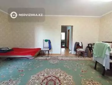 3-комнатная квартира, этаж 1 из 5, 110 м²