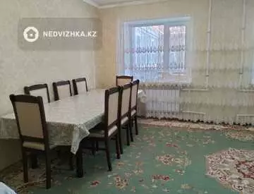 3-комнатная квартира, этаж 1 из 5, 110 м²