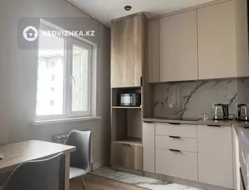 2-комнатная квартира, этаж 2 из 5, 62 м²