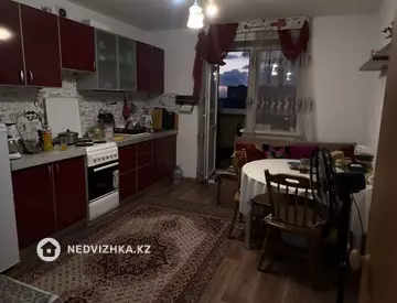 3-комнатная квартира, этаж 9 из 9, 74 м²