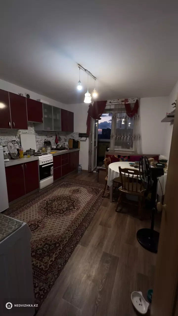 74 м², 3-комнатная квартира, этаж 9 из 9, 74 м², изображение - 1